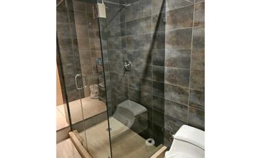 CASA  EN OBARRIO PARA USO COMERCIAL /RESIDENCIAL 420M2