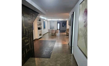 CASA  EN OBARRIO PARA USO COMERCIAL /RESIDENCIAL 420M2