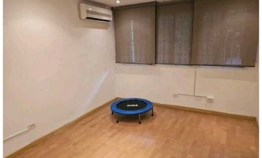 CASA  EN OBARRIO PARA USO COMERCIAL /RESIDENCIAL 420M2