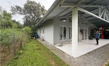 ALQUILER DE CASA EN DOLEGA 2 RIOS  3R CERCADA AMOBLADA