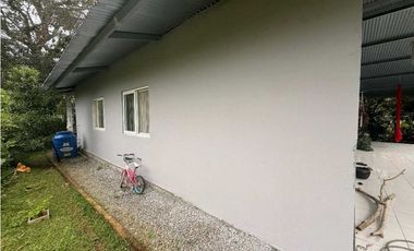 ALQUILER DE CASA EN DOLEGA 2 RIOS  3R CERCADA AMOBLADA