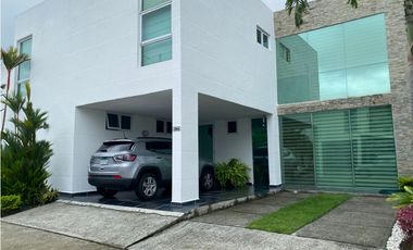 COSTA SUR / COSTA ESMERALDA / 383M / 4 HABITACIONES / AMOBLADA