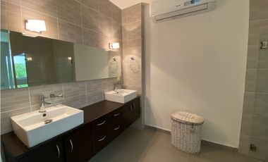 COSTA SUR / COSTA ESMERALDA / 383M / 4 HABITACIONES / AMOBLADA