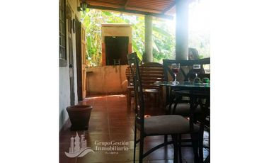 SE ALQUILA CASA San Carlos, Las Uvas 2 Rec,1 Baño,