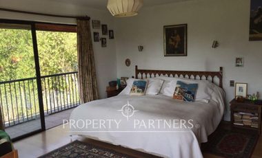 ¡OPORTUNIDAD! Casa familiar estilo chileno con hermoso jardín formado en Talagante