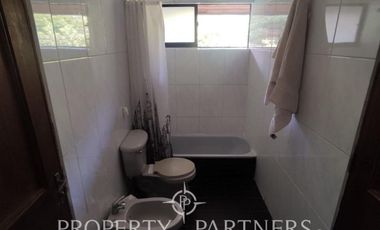 ¡OPORTUNIDAD! Casa familiar estilo chileno con hermoso jardín formado en Talagante