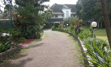 Jual Cepat rumah mewah lokasi Jl. Sangkuriang bandung