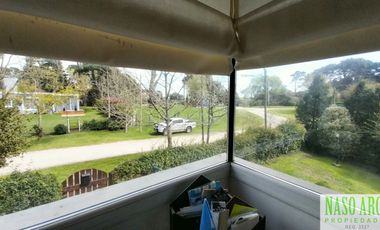 Casa de categoría en venta en Sierra de los Padres. Gas natural. Losa radiante