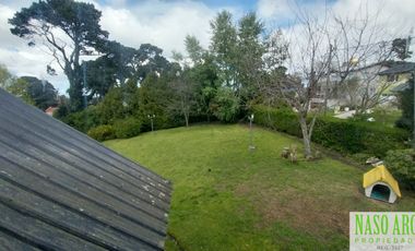 Casa de categoría en venta en Sierra de los Padres. Gas natural. Losa radiante