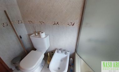 Casa de categoría en venta en Sierra de los Padres. Gas natural. Losa radiante