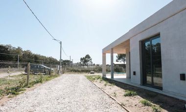 Casa en venta c/ cochera en Balneario Pehuen Co
