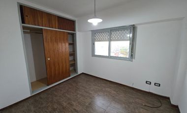 Departamento en venta en Remedios de Escalada Oeste
