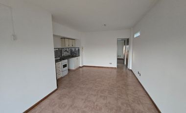 Departamento en venta en Remedios de Escalada Oeste
