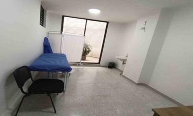 CONSULTORIO EN ARRIENDO EN VERSALLES/MANIZALES