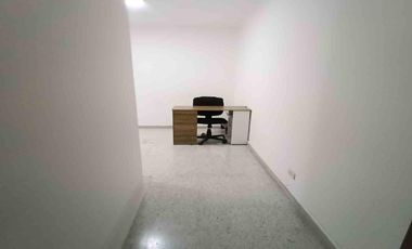 CONSULTORIO EN ARRIENDO EN VERSALLES/MANIZALES