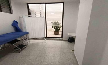 CONSULTORIO EN ARRIENDO EN VERSALLES/MANIZALES