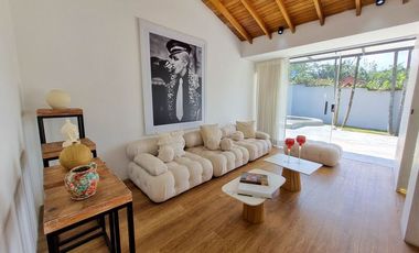 CASA EN ARRIENDO UBICADA EN ENVIGADO SECTOR LA ABADIA