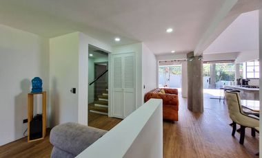 CASA EN ARRIENDO UBICADA EN ENVIGADO SECTOR LA ABADIA