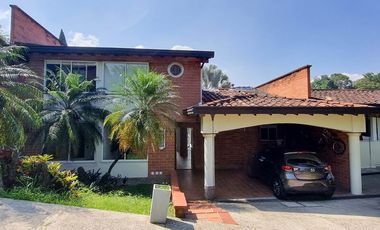 CASA EN ARRIENDO UBICADA EN ENVIGADO SECTOR LA ABADIA
