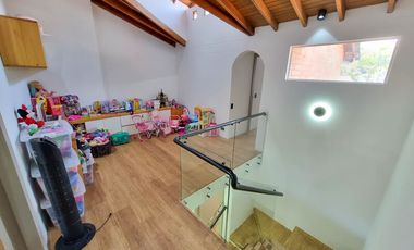 CASA EN ARRIENDO UBICADA EN ENVIGADO SECTOR LA ABADIA