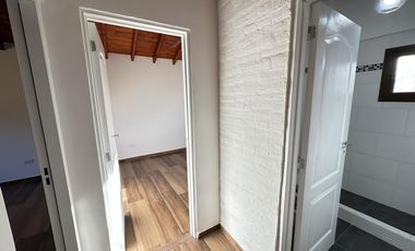 Venta casa 2 habitaciones a estrenar en Salvador Maria- Lobos