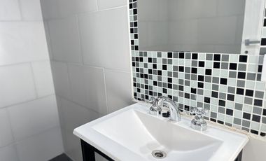 Venta casa 2 habitaciones a estrenar en Salvador Maria- Lobos