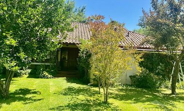 LAGO RAPEL  CASA CON MUELLE