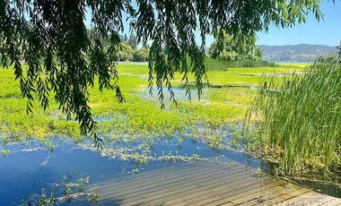 LAGO RAPEL  CASA CON MUELLE