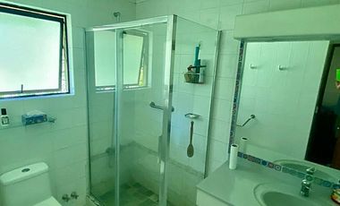 LAGO RAPEL  CASA CON MUELLE