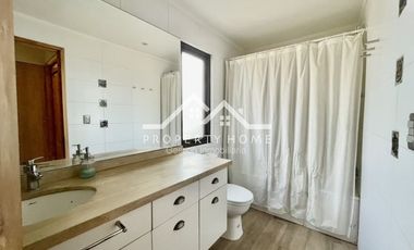 VENTA CASA PARCELA CHICUREO CENTRO 5DORM+SERV