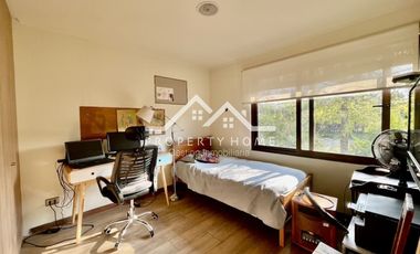 VENTA CASA PARCELA CHICUREO CENTRO 5DORM+SERV