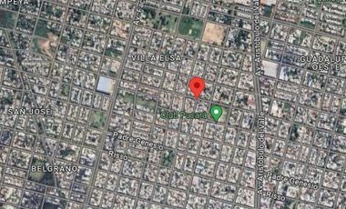 Casa en venta - 2 Dormitorios 1 Baño - Cochera - 182Mts2 - Santa Fe de La Vera Cruz