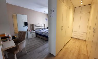 VENTA DE CASA CON PILETA EN BECCAR