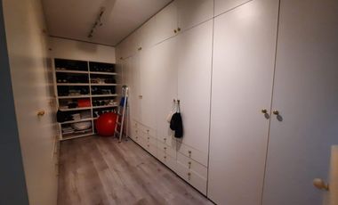 VENTA DE CASA CON PILETA EN BECCAR