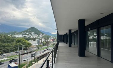 LOCAL COMERCIAL EN VENTA  PLAZA LA RIOKHA