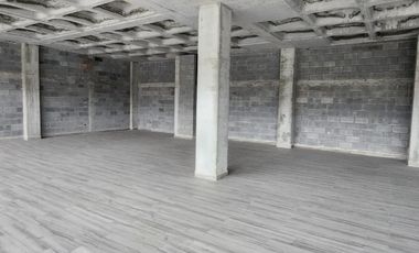 LOCAL COMERCIAL EN VENTA  PLAZA LA RIOKHA