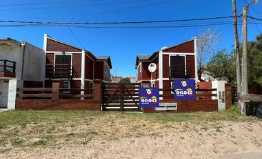 Venta Complejo Turístico C/4 duplex de 3 Amb. C/U  Ubicado a Mts de la Playa  en Mar De Ajo