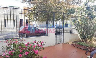 ¡¡ VENDIDO !! VENTA CASA 4 AMBIENTES CON TERRAZA, S/ LOTE PROPIO 8,66 X 16,25  - VILLA DEVOTO