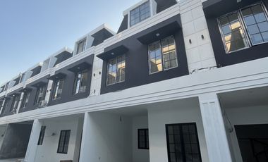 SISA 1 UNIT! Rumah Baru di Pejaten JAKSEL dibawah 2M