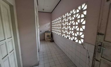 Dijual Rumah Tengah Kota tanah luas di Somber