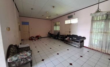Dijual Rumah Tengah Kota tanah luas di Somber