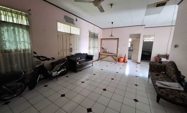 Dijual Rumah Tengah Kota tanah luas di Somber