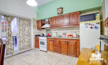 Chalet en venta apto crédito - Para dos familias, en dos plantas - Munro