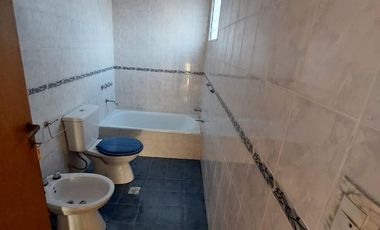 Venta Propiedad 6 Ambientes  en Villa Saenz Peña Ideal Vivienda o Uso Profesional