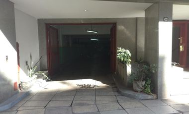 Cochera - Barrio Norte automovil cubierta