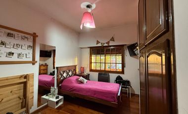 PH cuatro ambientes cochera y terraza venta en Sarandi apto credito