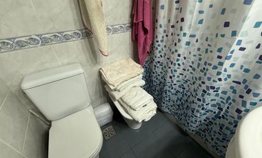 PH cuatro ambientes cochera y terraza venta en Sarandi apto credito