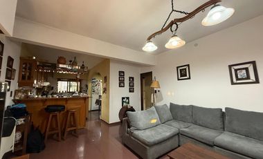 PH cuatro ambientes cochera y terraza venta en Sarandi apto credito