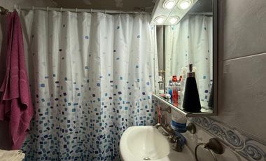 PH cuatro ambientes cochera y terraza venta en Sarandi apto credito