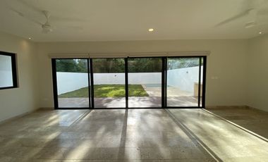 Casa en venta en privada Cabo norte Plaza la Isla